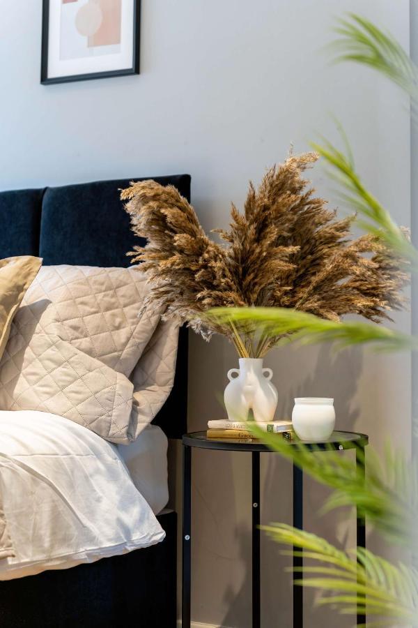 Stunning Camden House With Private Terrace & Free Parking Case de vacanță