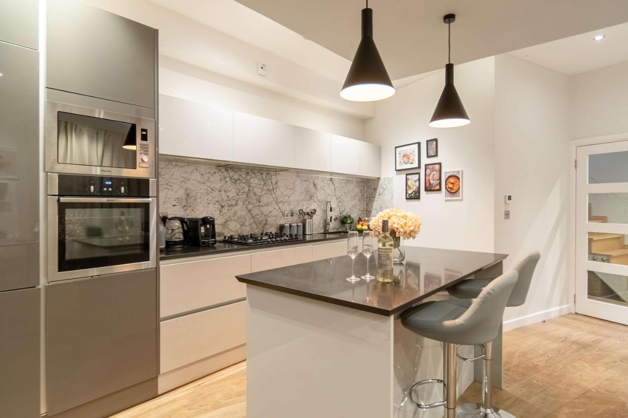 Case de vacanță Stunning Camden House With Private Terrace & Free Parking Londra